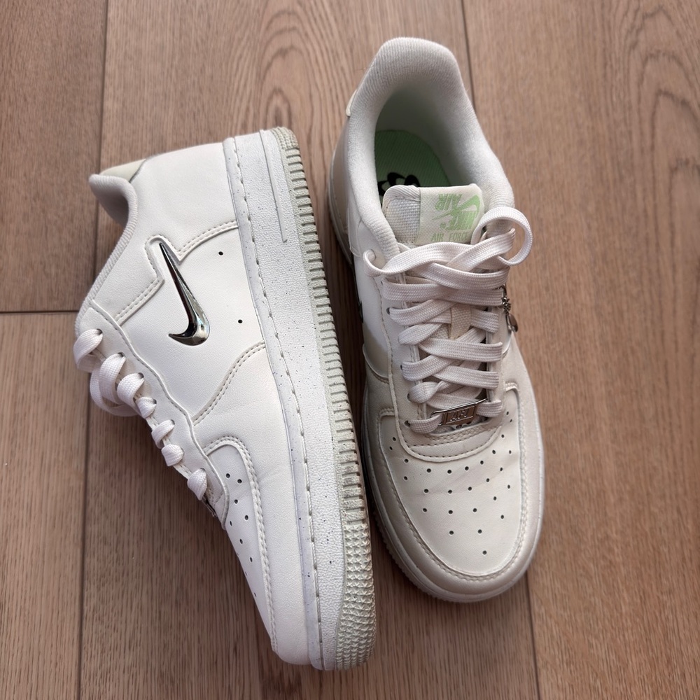 Nike Kids White and Silver Sneakers